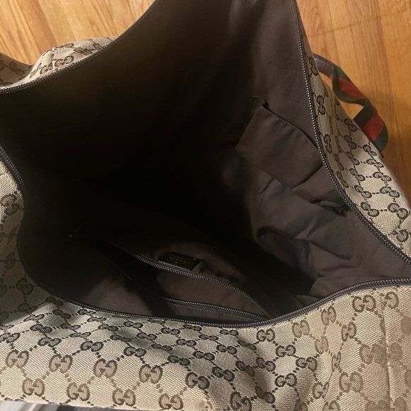 AUTHENTIC Unisex Gucci Oversized Duffle/Tote Bag! - Picture 7 of 11